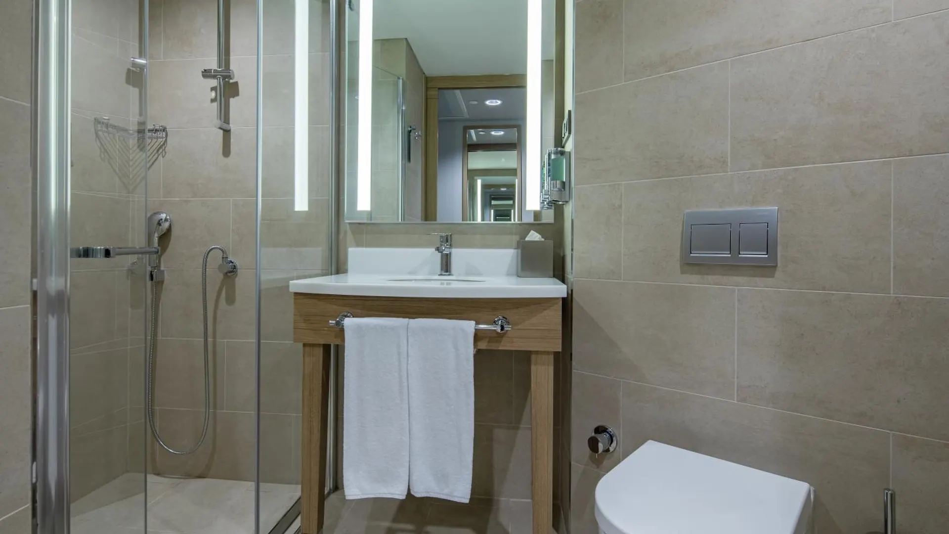 Hampton By Hilton Istanbul Zeytinburnu Hotel 4*,