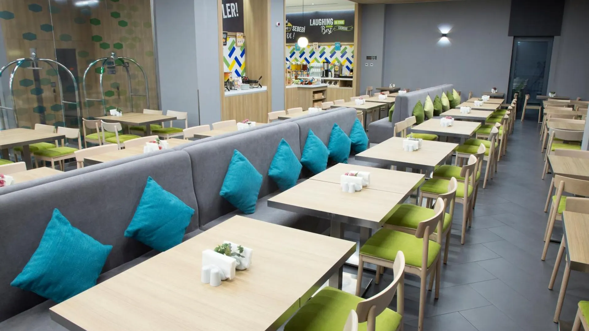 Hampton By Hilton Istanbul Zeytinburnu Hotel