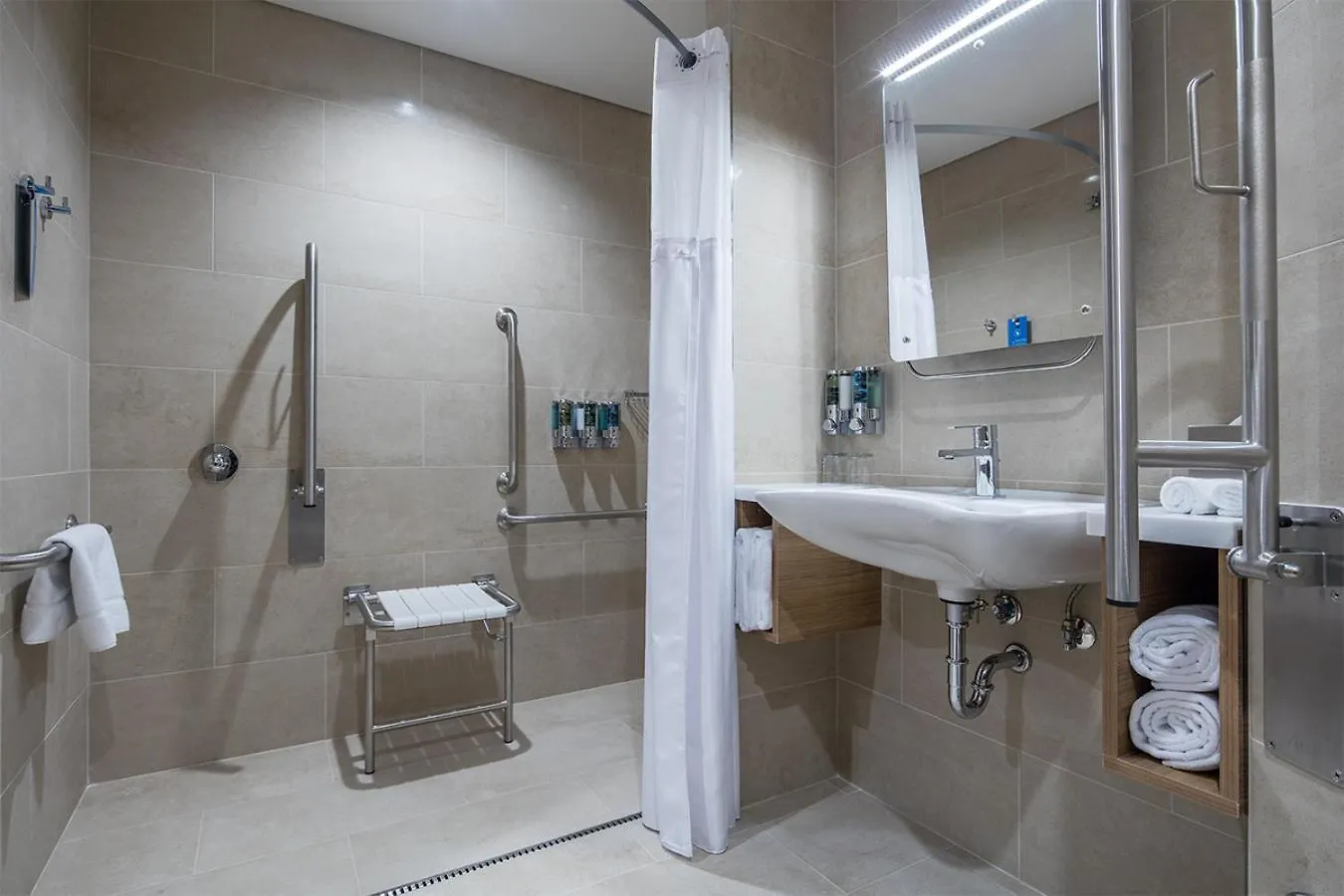 Hampton By Hilton Istanbul Zeytinburnu Hotel 4*,